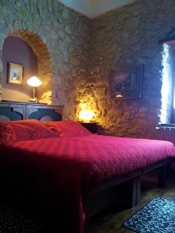 Antica Dimora Historic Building Bed & Breakfast Ена Стая снимка